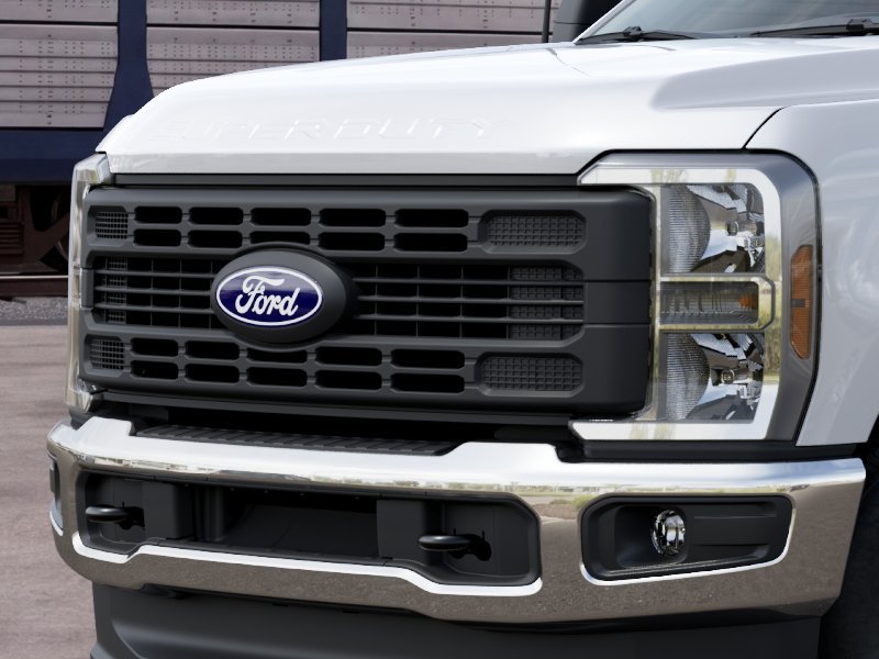 New 2027 Oxford White Ford F-250® XL image 17