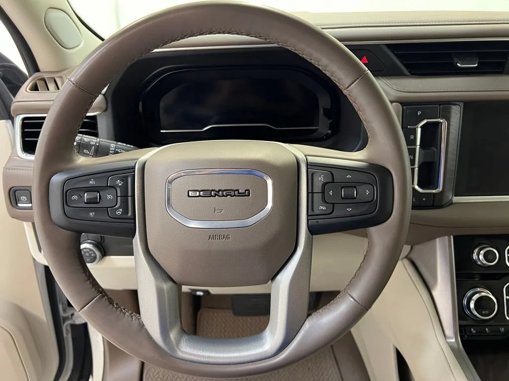 Used 2024 White Frost Tricoat GMC Denali image 19