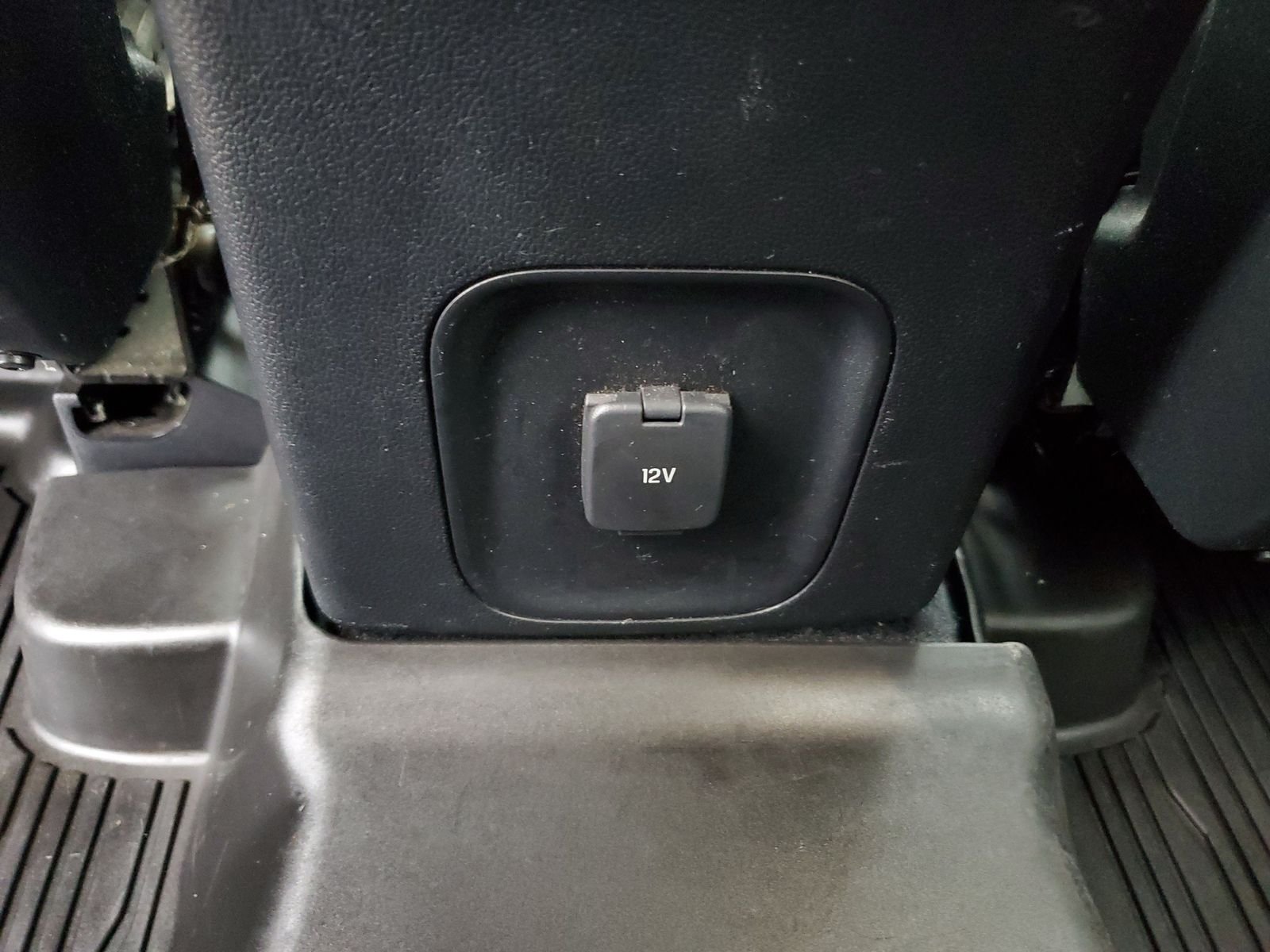 Used 2020 Gray Ford SE Sport image 11
