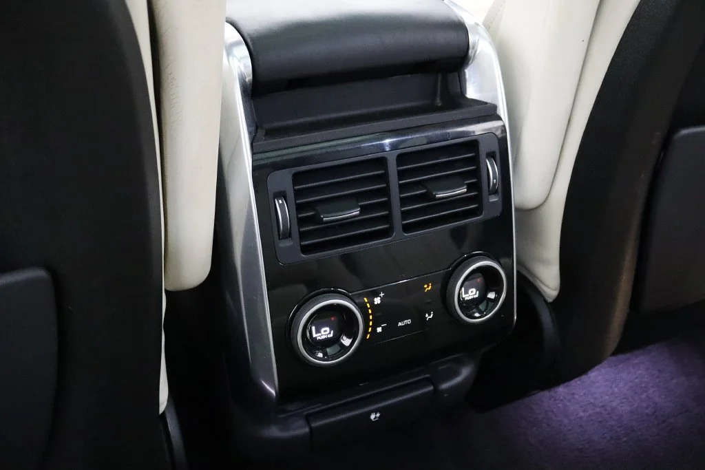 Used 2019 White Land Rover Supercharged image 14