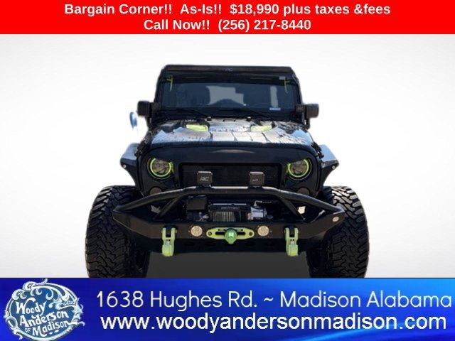 Used 2016 Black Clearcoat Jeep Unlimited Sport image 3
