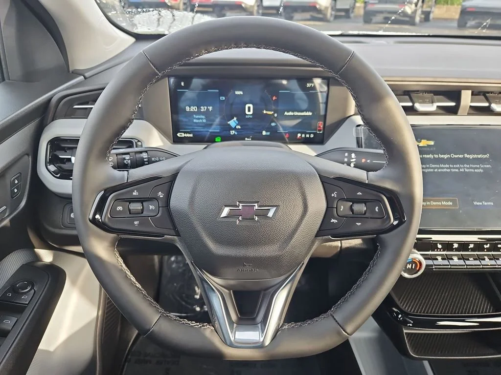 New 2027 Summit White Chevrolet LT image 14