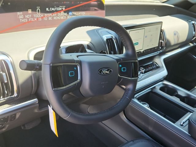 New 2026 Star White Metallic Tri-Coat Ford Platinum® image 9