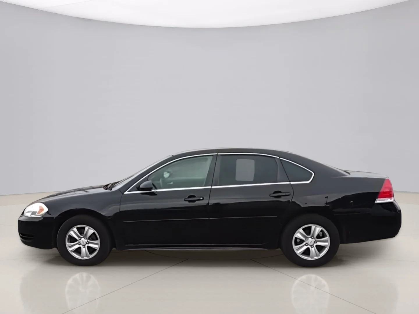Used 2014 Black Chevrolet LS image 2