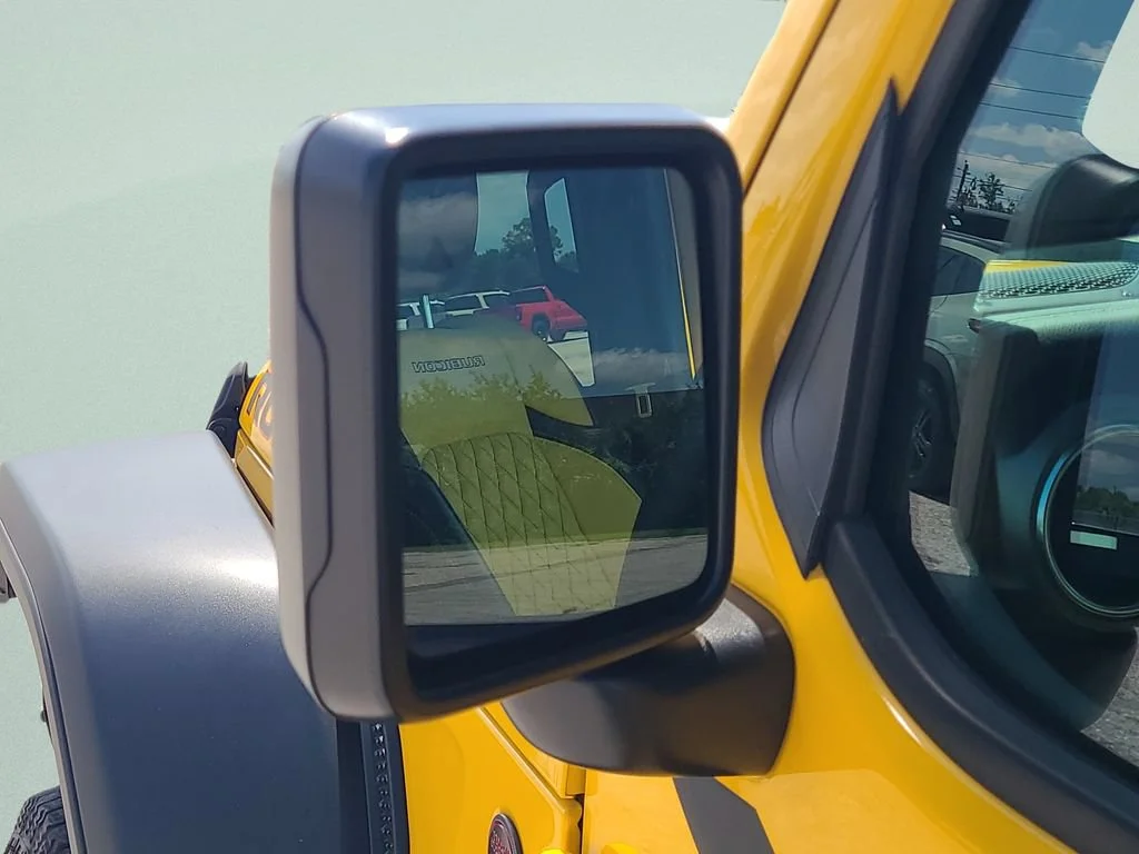 Used 2021 Yellow Jeep Rubicon 4x4 image 24