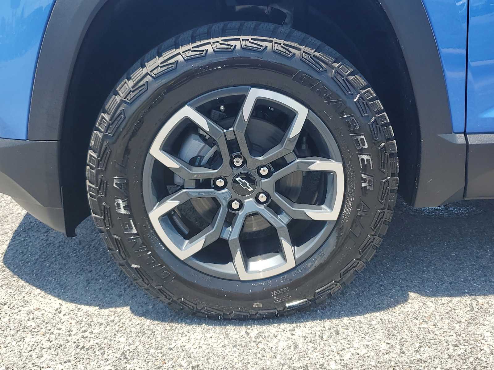 New 2026 Reef Blue Metallic Chevrolet ACTIV image 10