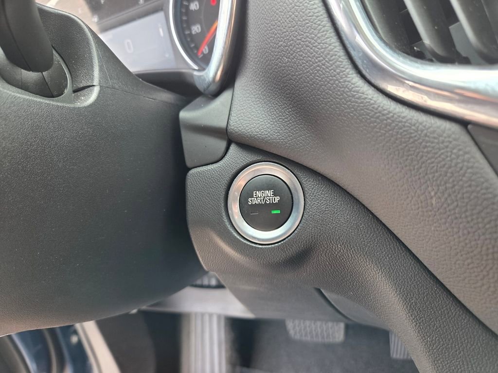 2024 Chevrolet Equinox LT - Photo 29