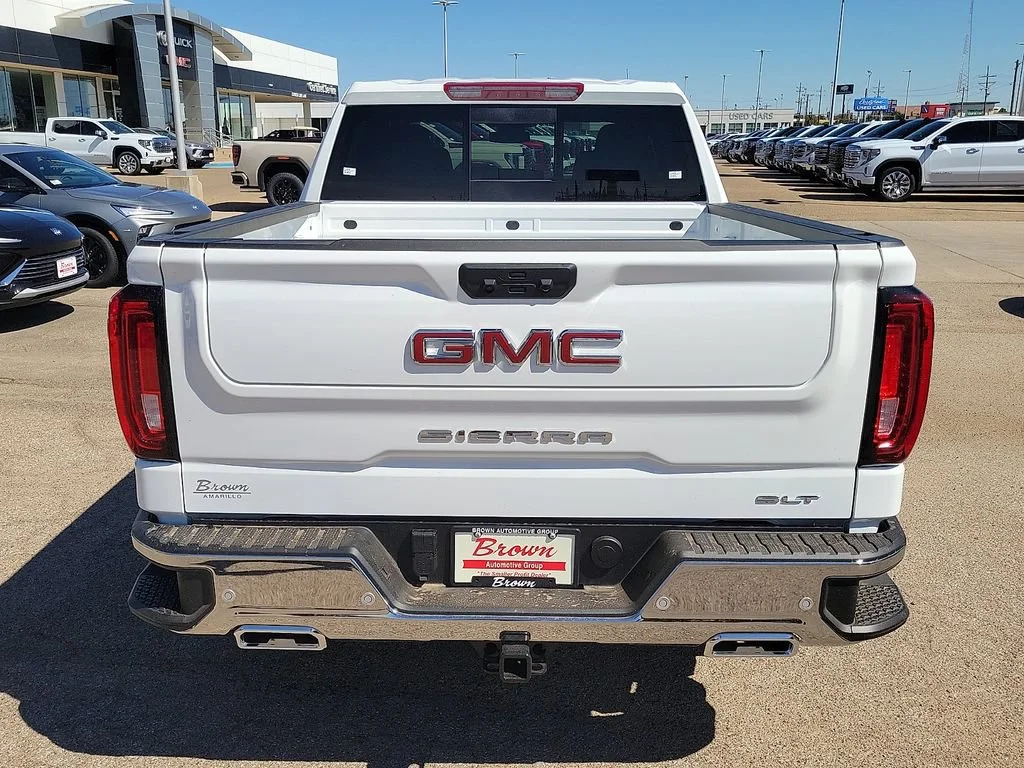 2026 GMC Sierra 1500 SLT - Photo 9