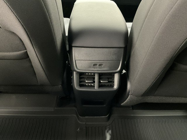 New 2027 Mosaic Black Metallic Chevrolet LT image 21