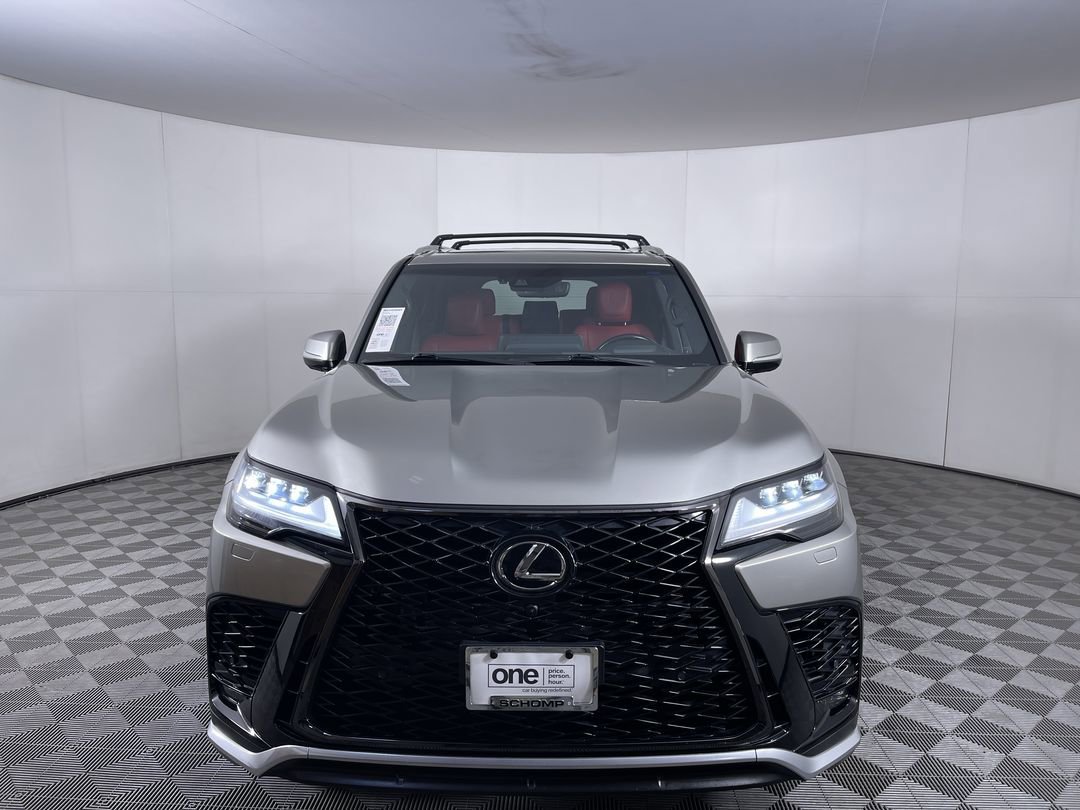 Used 2024 Atomic Silver Lexus 600 F SPORT image 28