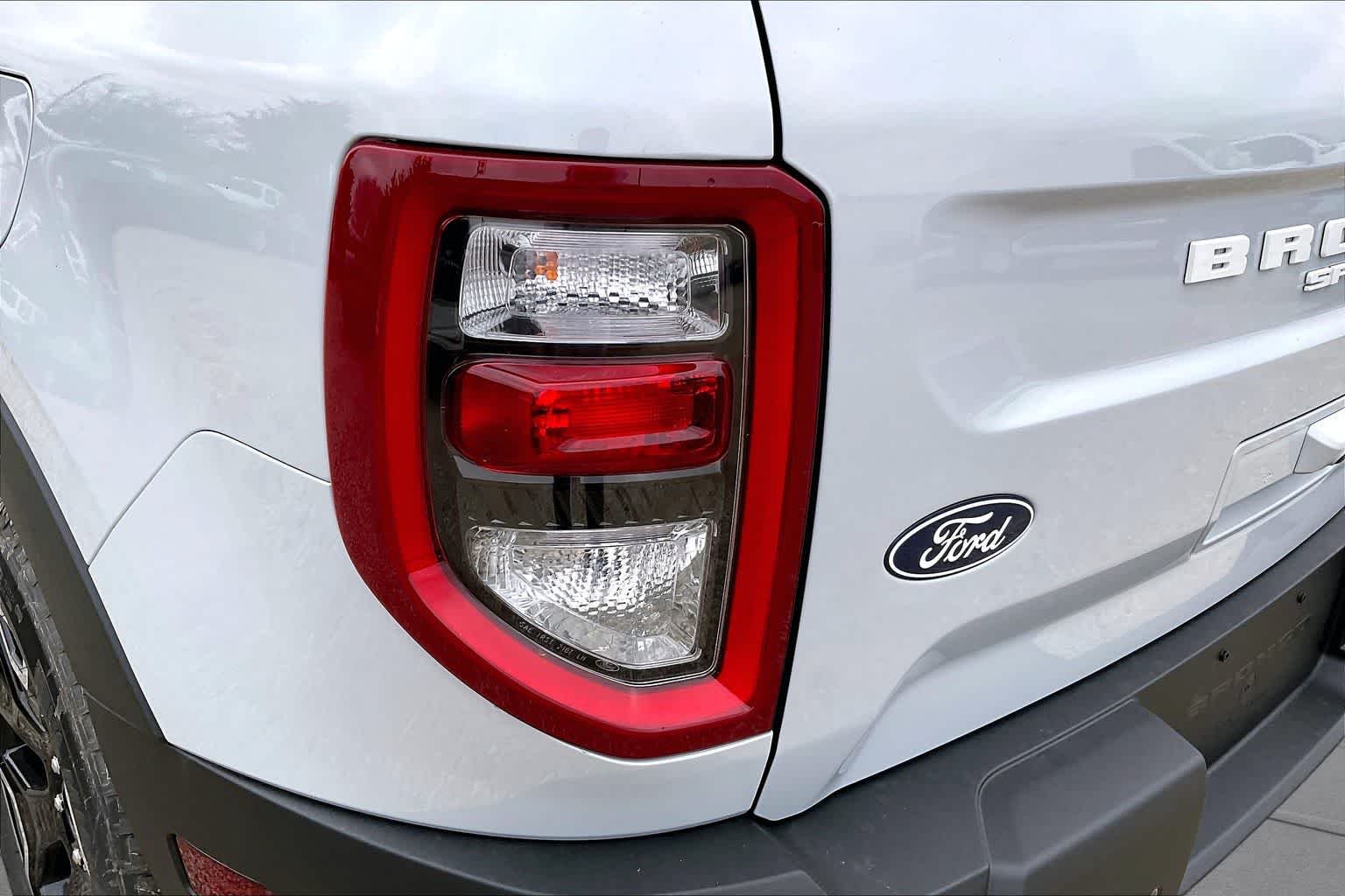 New 2026 Space White Metallic Ford Outer Banks® image 11
