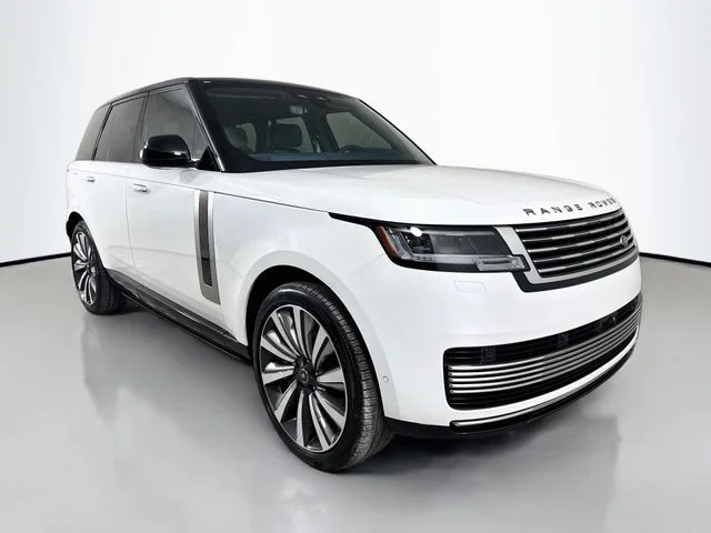 Certified Used 2025 White Land Rover SV image 3