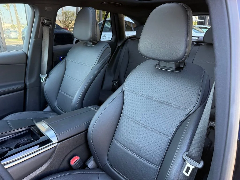 Used 2026 Black Mercedes-Benz GLC 300 image 12