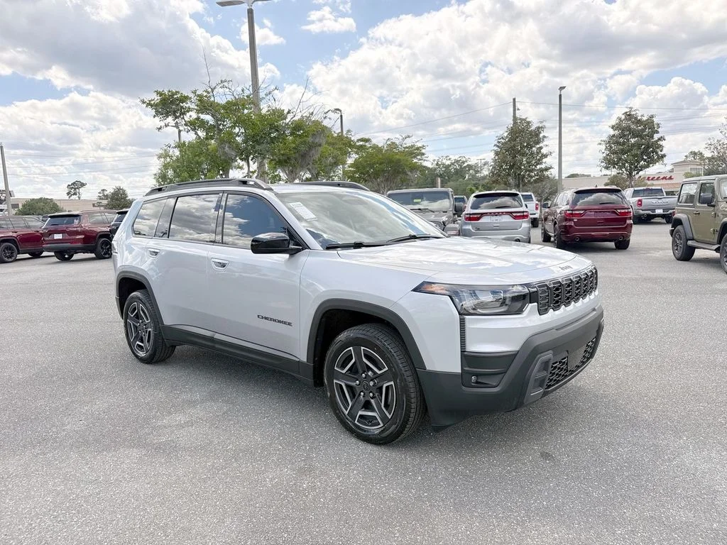 2026 Jeep Cherokee Laredo HEV 4X4's photo