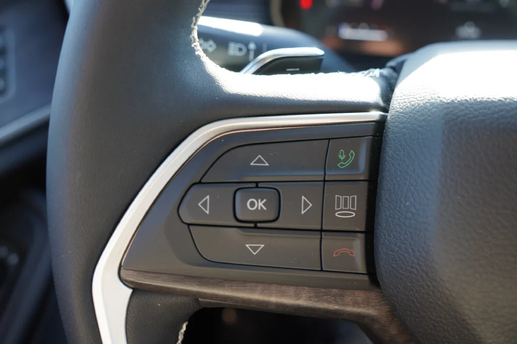 Certified Used 2023 Gray Jeep Limited image 34