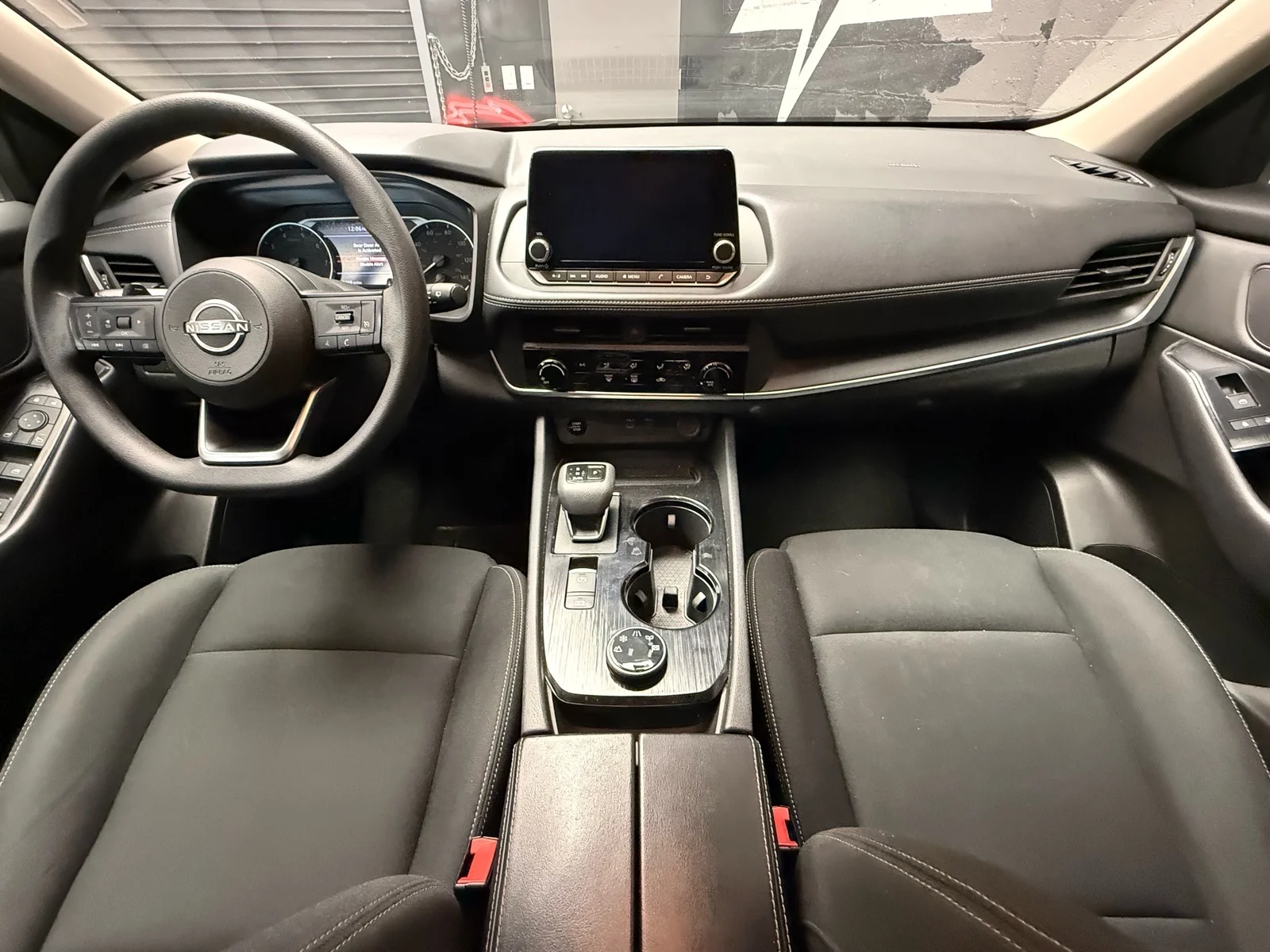 Used 2024 Super Black (kh3) Nissan S image 19