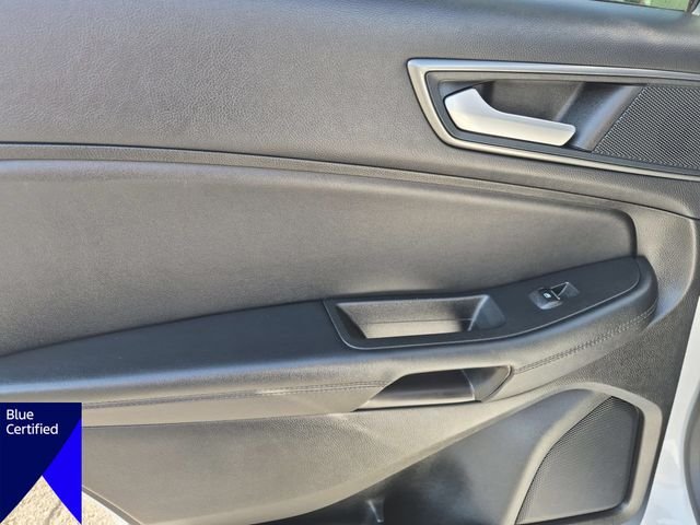 Used 2024 White Ford SE image 28