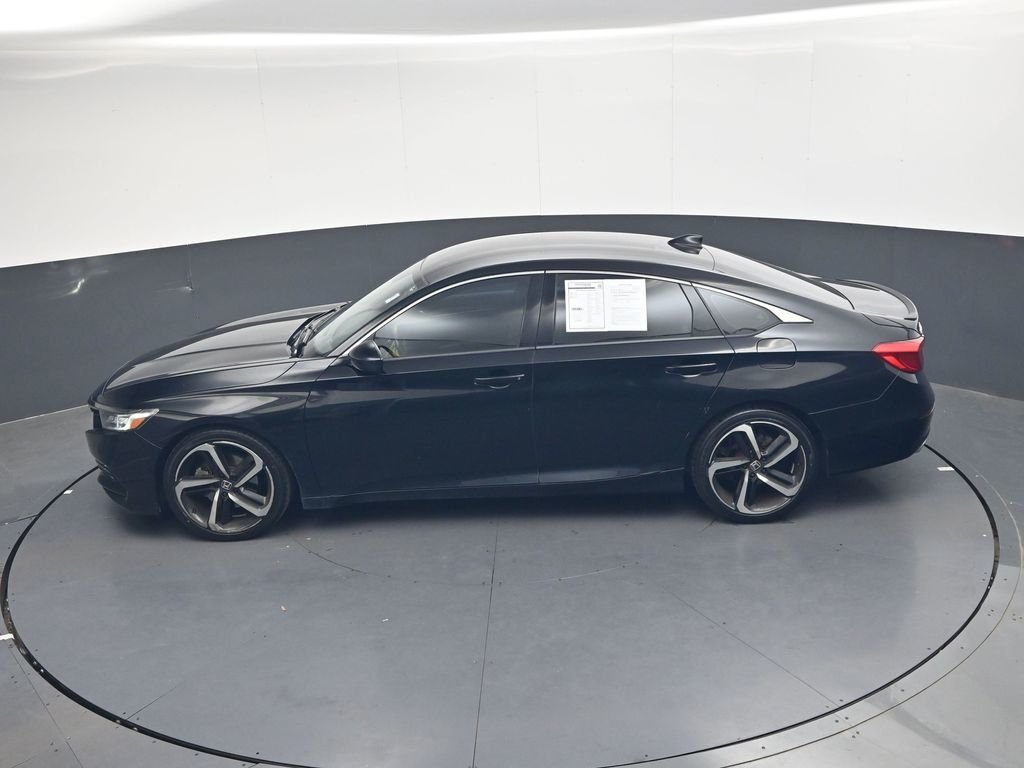 Used 2018  Honda Sport image 35