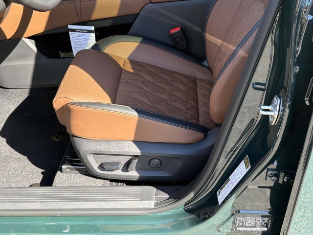 New 2026 Obsidian Green Pearl Nissan Platinum image 15