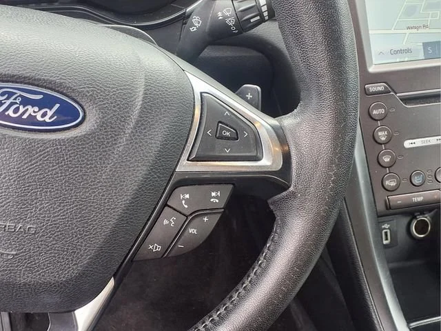 Used 2020  Ford Titanium image 15