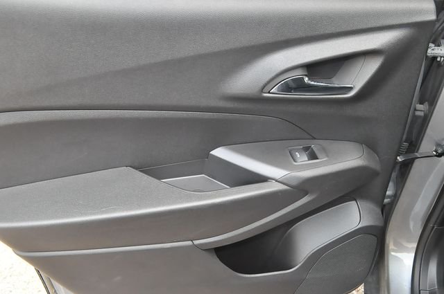 Used 2024 Gray Chevrolet ACTIV image 18