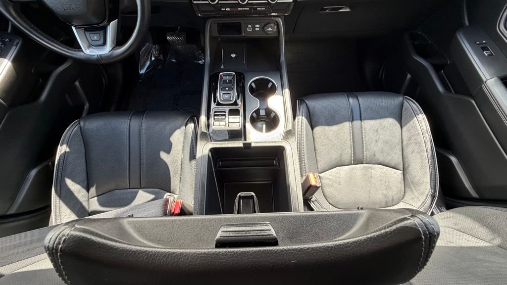 2025 Honda Pilot Elite - Photo 24