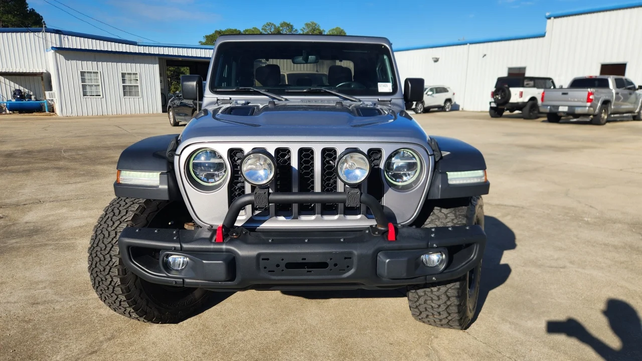 Used 2020 Silver Jeep Rubicon image 9