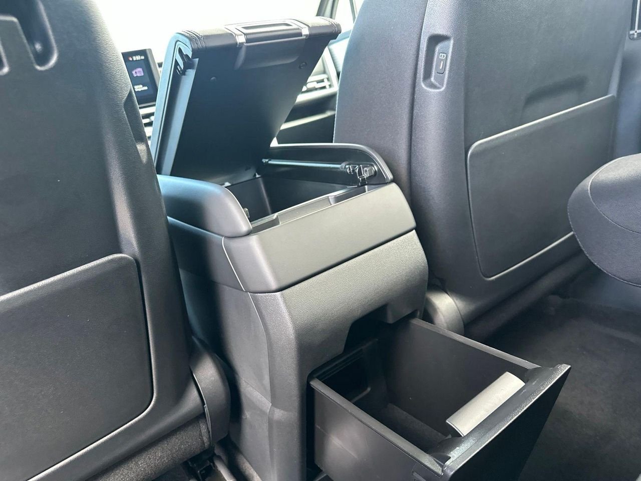New 2026 Silver Hyundai SE AWD image 17