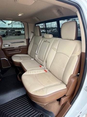 Used 2020 Bright White Clearcoat Ram Laramie image 15