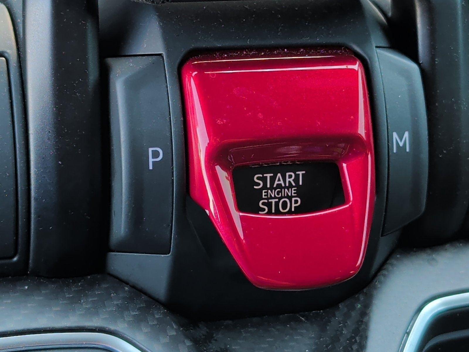 Used 2023 Bianco Monocerus Matt Lamborghini Performante image 23