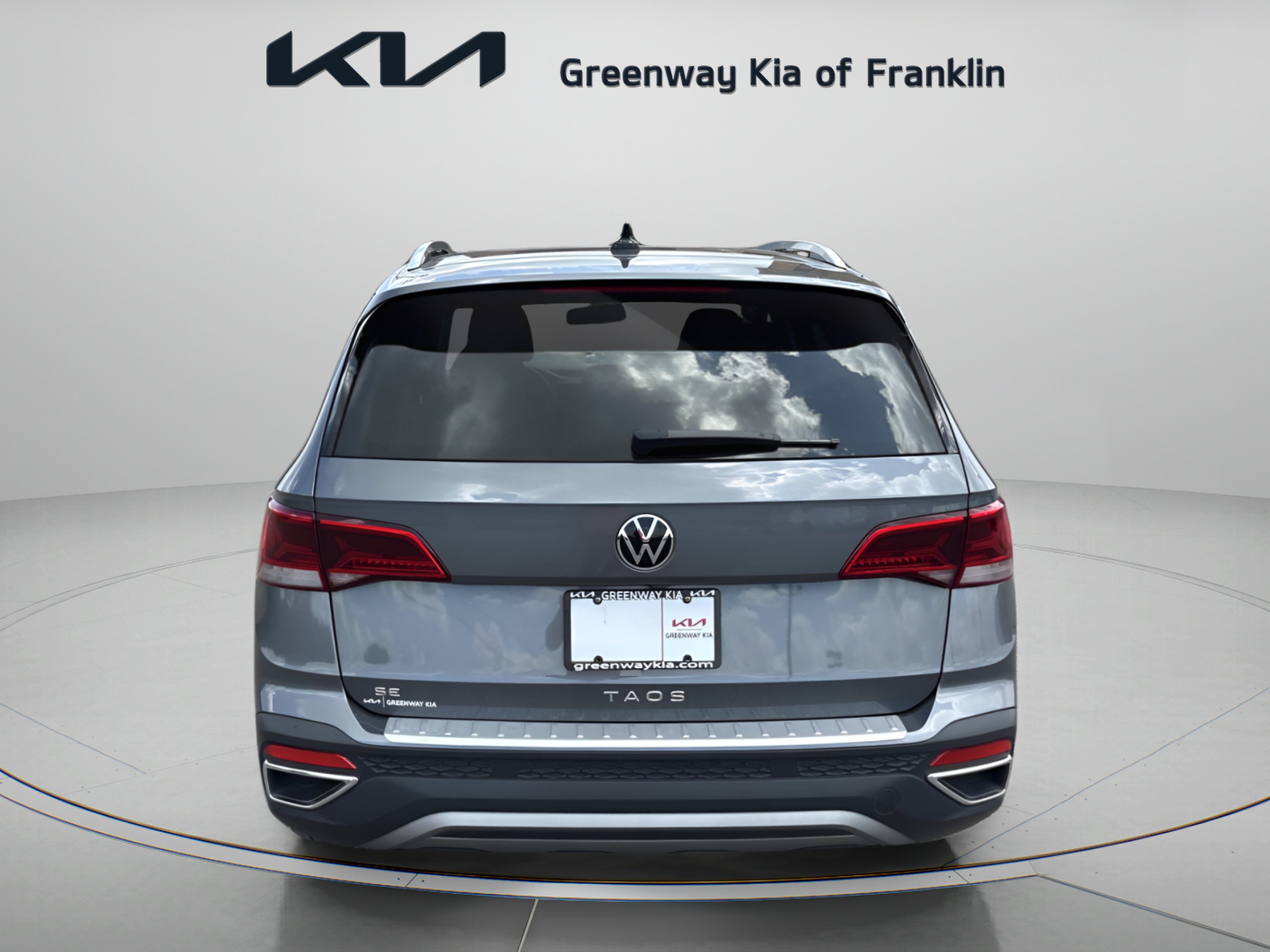 Used 2022 Platinum Gray Metallic Volkswagen 1.5T SE image 6