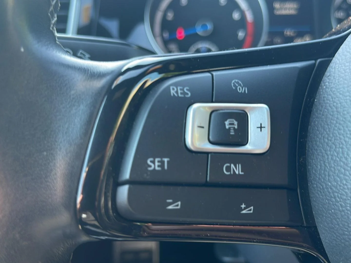 Used 2017  Volkswagen 4MOTION image 20