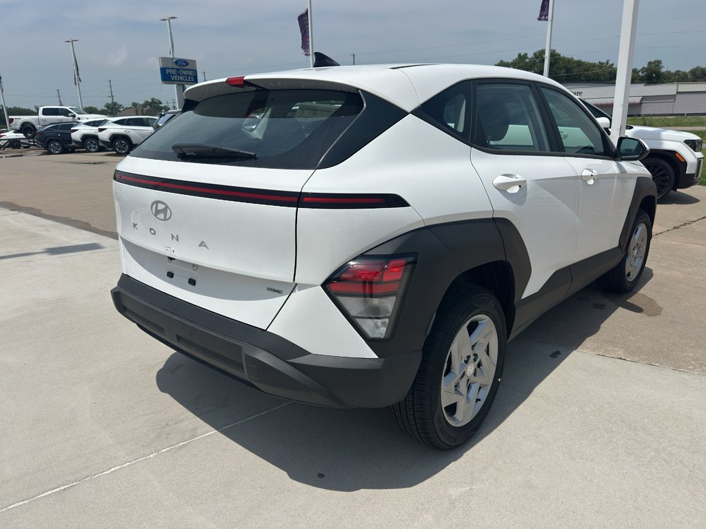New 2026 Atlas White Hyundai SE image 5