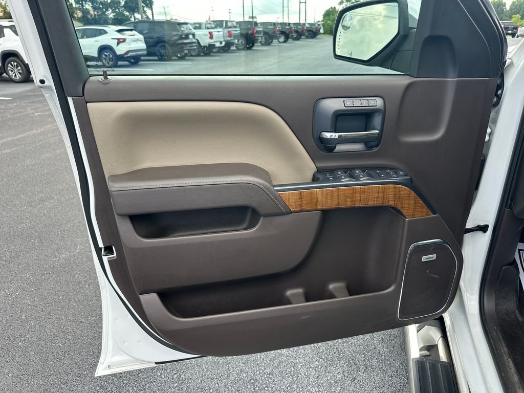 Used 2018 White GMC SLT image 12
