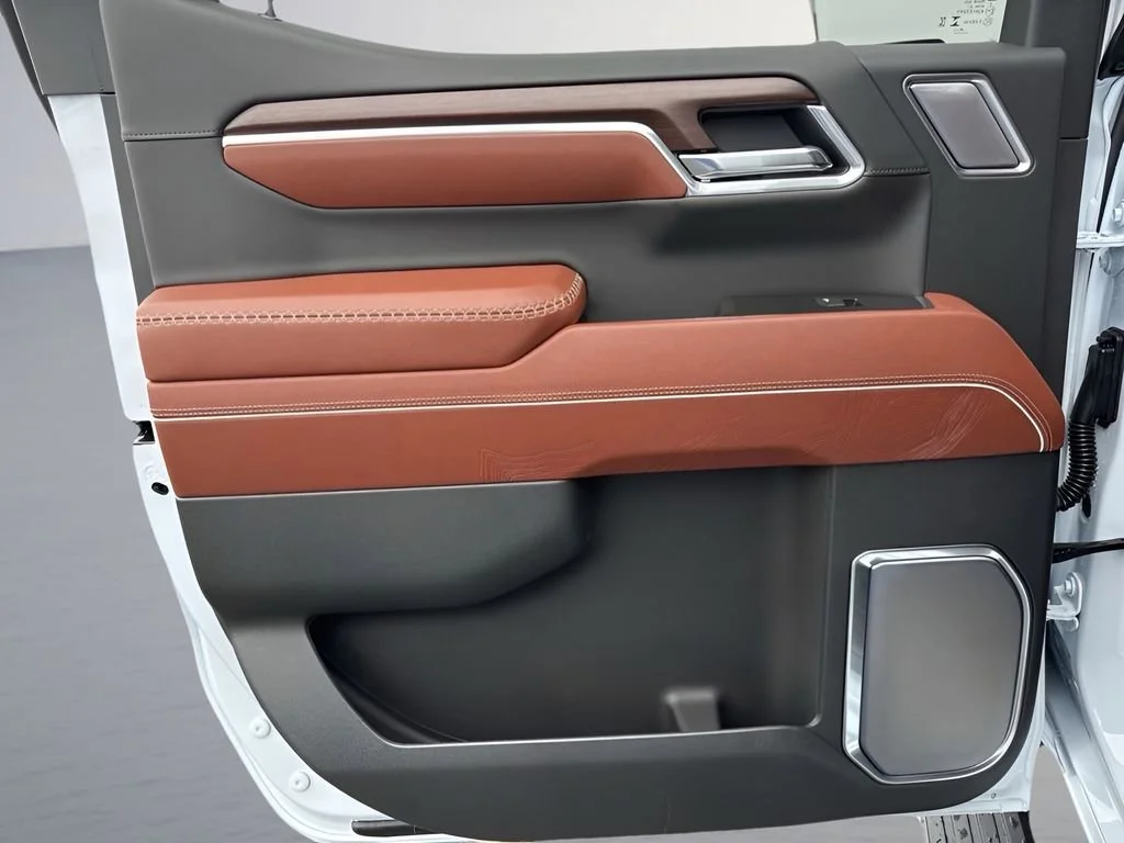 New 2026 Glacier White Tricoat GMC Denali Ultimate image 30