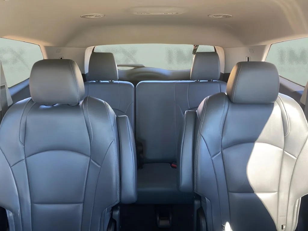 Used 2019 Includes Spectra Gray lower exterior accent color. Buick Essence image 17
