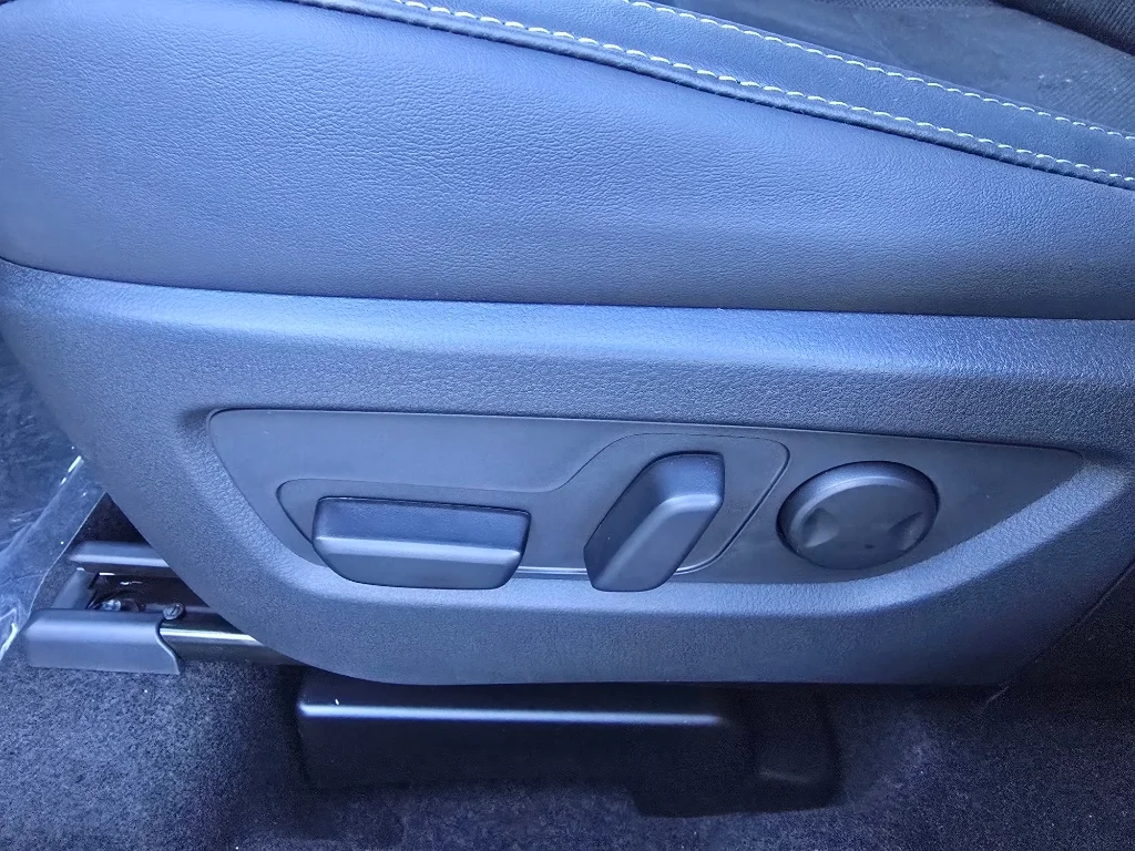 Used 2026 Aero Gray Metallic Mazda Preferred image 16