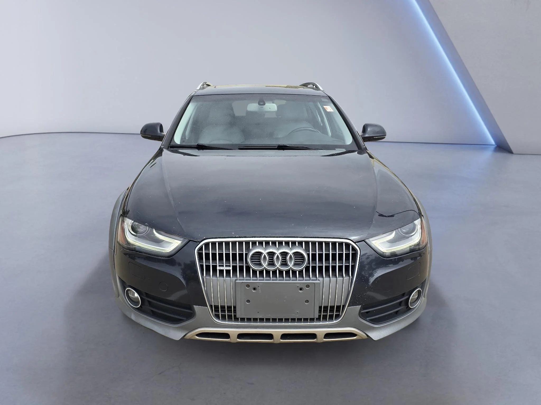 Used 2016 Moonlight Blue Metallic Audi Premium Plus image 9