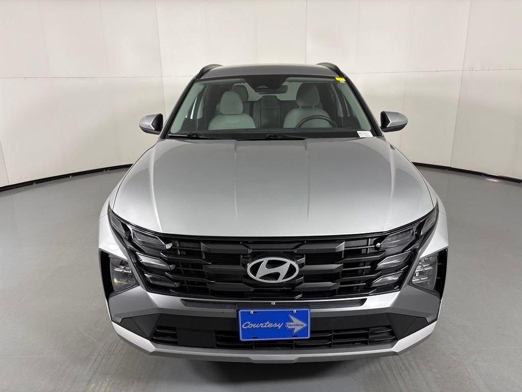 Used 2025 Silver Hyundai SEL image 3