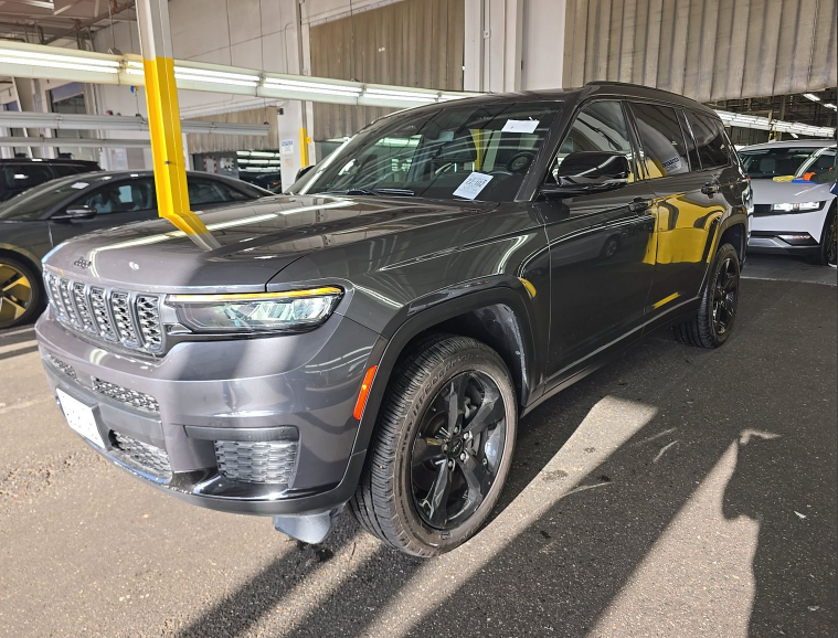 2021 Jeep Grand Cherokee L Altitude's photo