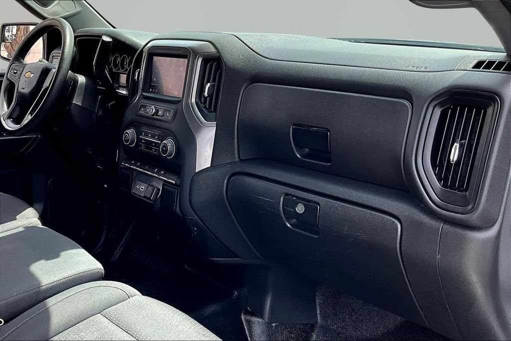 Used 2022 White Chevrolet WT image 19