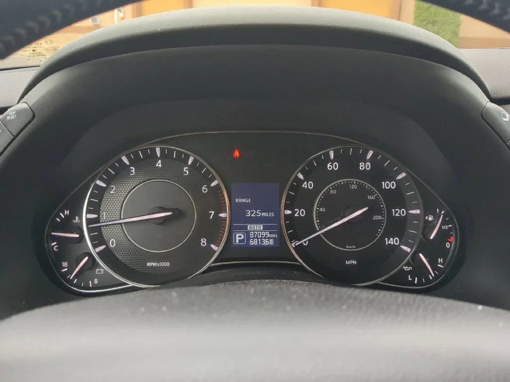 Used 2019 Silver Nissan SL image 16