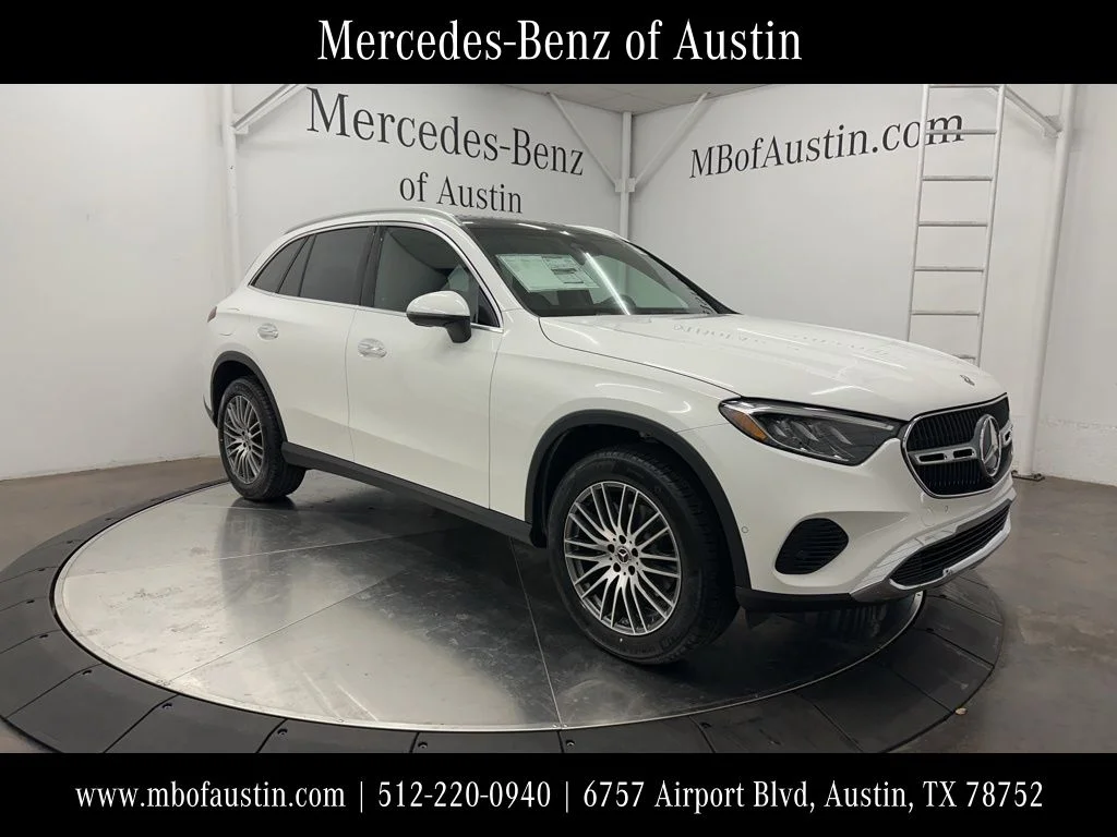 Used 2026 White Mercedes-Benz GLC 300 image 1