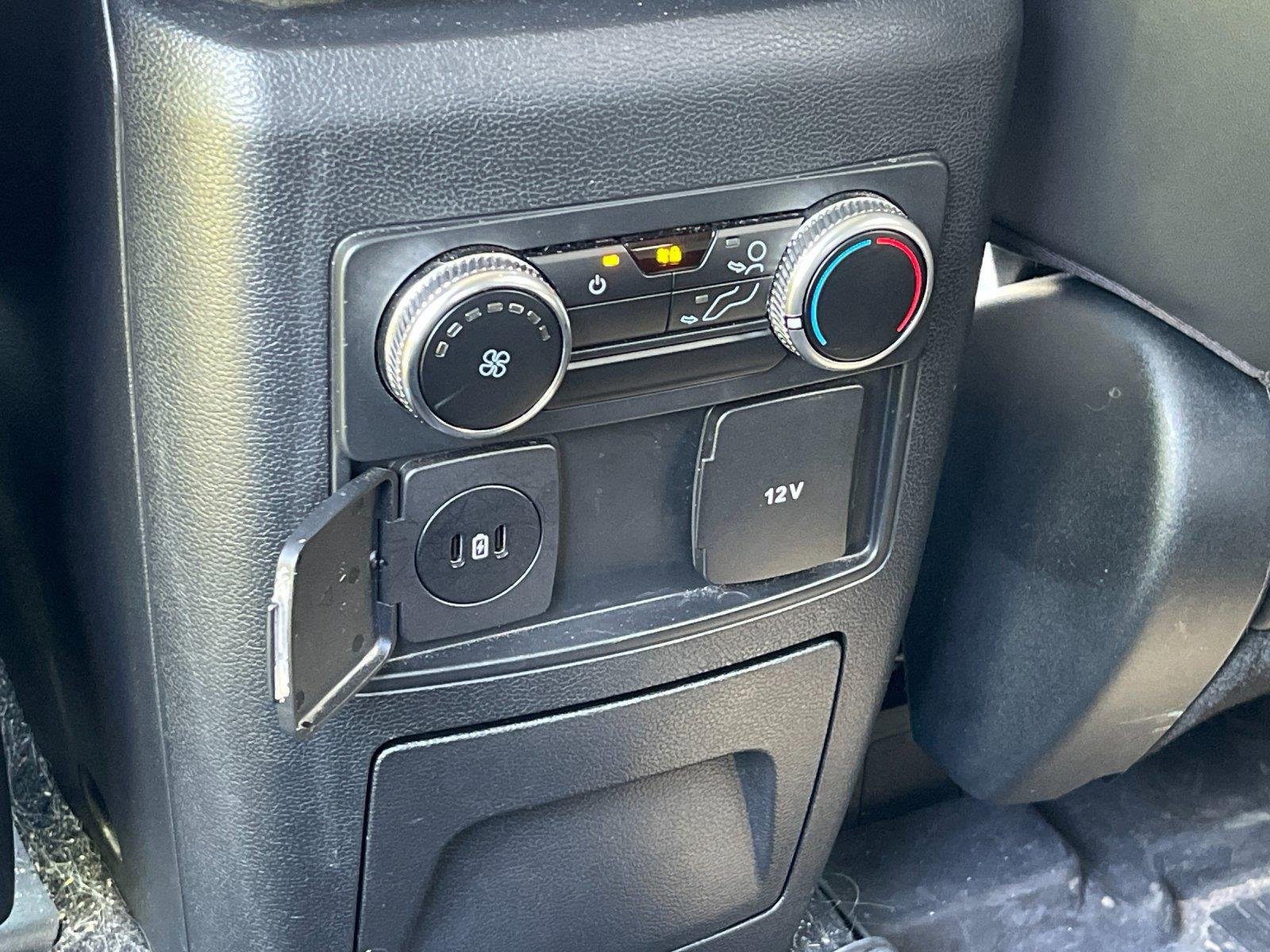 Used 2023 Agate Black Ford XLT image 33