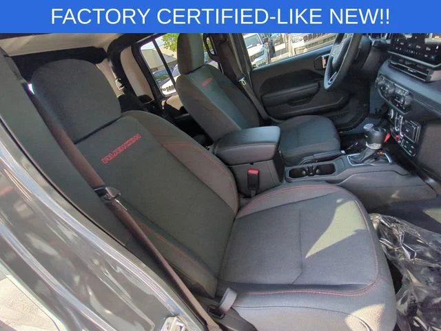 Used 2025 Gray Jeep Rubicon image 31