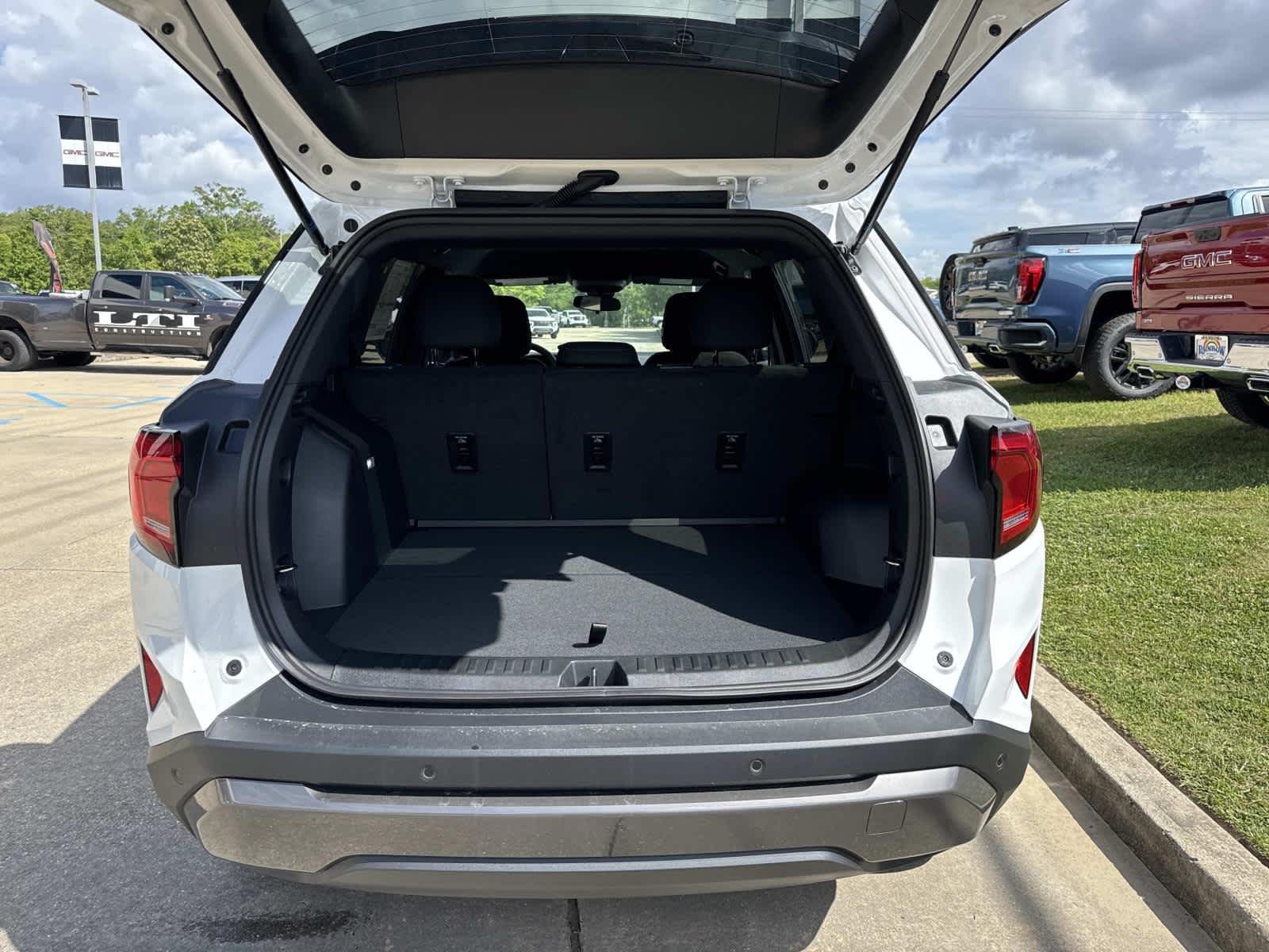 2026 GMC Terrain Elevation - Photo 7