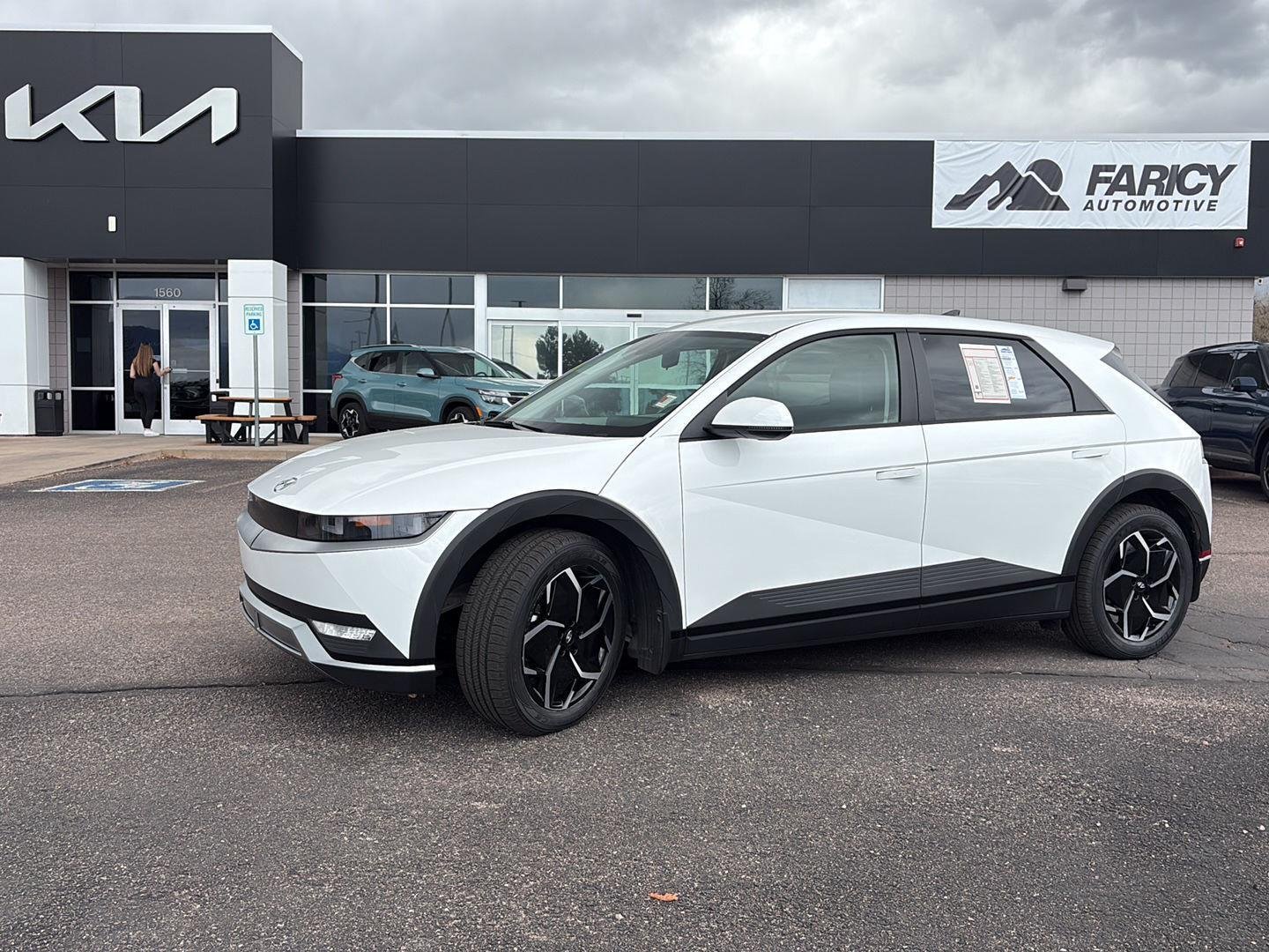 2024 Hyundai IONIQ 5 SE