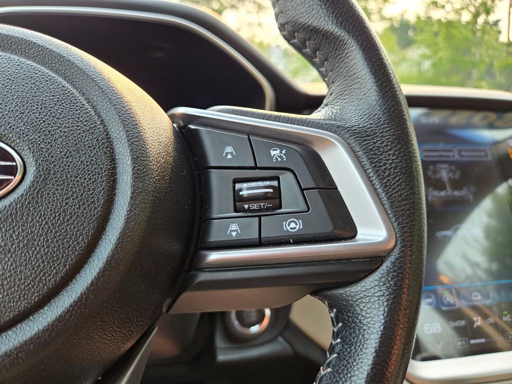Used 2022 Brilliant Bronze Metallic Subaru Limited image 27