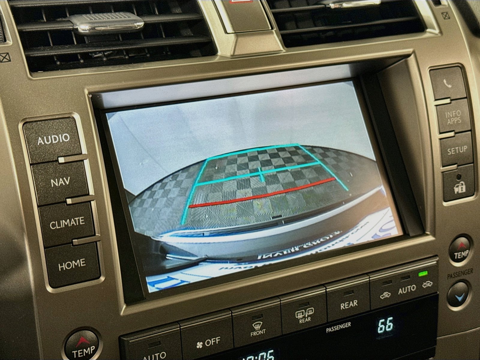Used 2021 Gray Pearl Lexus 460 image 17