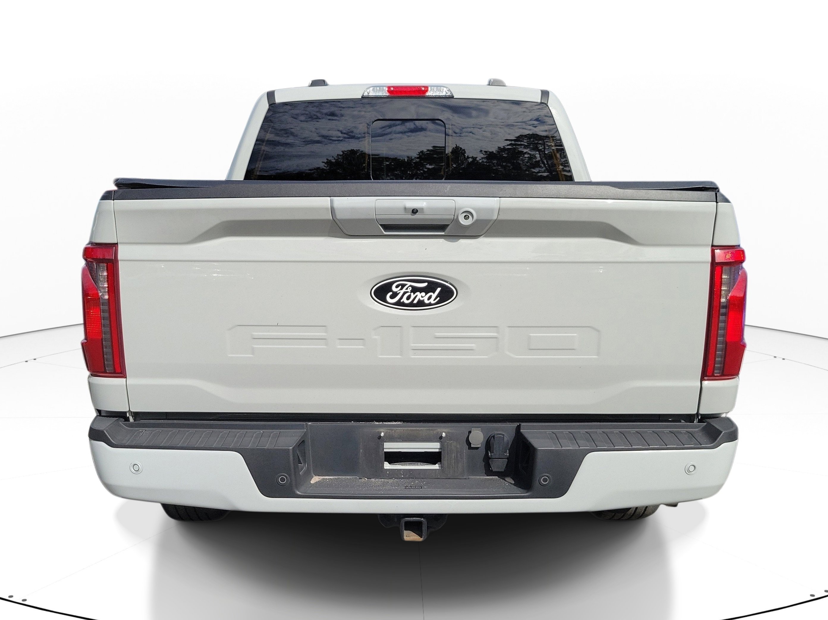 Used 2024 Avalanche Ford XLT image 3